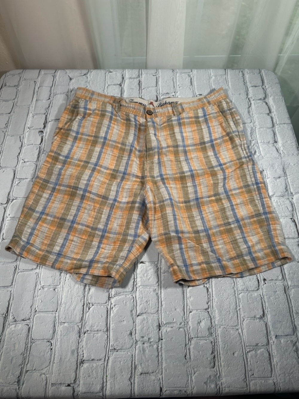 Tommy Bahama Orange Blue & Tan Plaid Linen-Blend Lightweight Shorts size 34